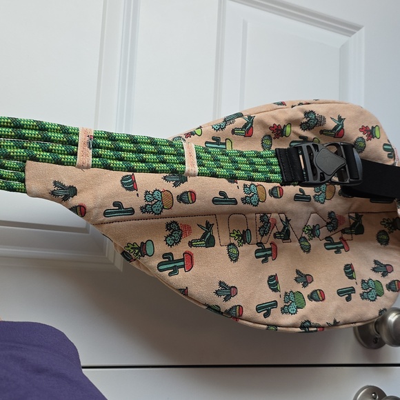 Kavu Cactus Print Rope Canvas Sling Bag - Picture 3 of 6